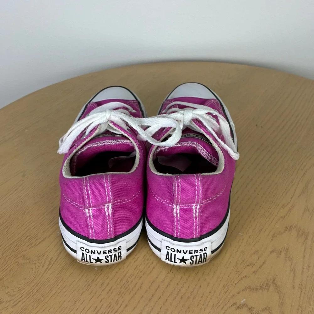 Converse Chuck Taylor All Star Low‎ Top Magenta Pink Canvas Sneakers Women's 7.5